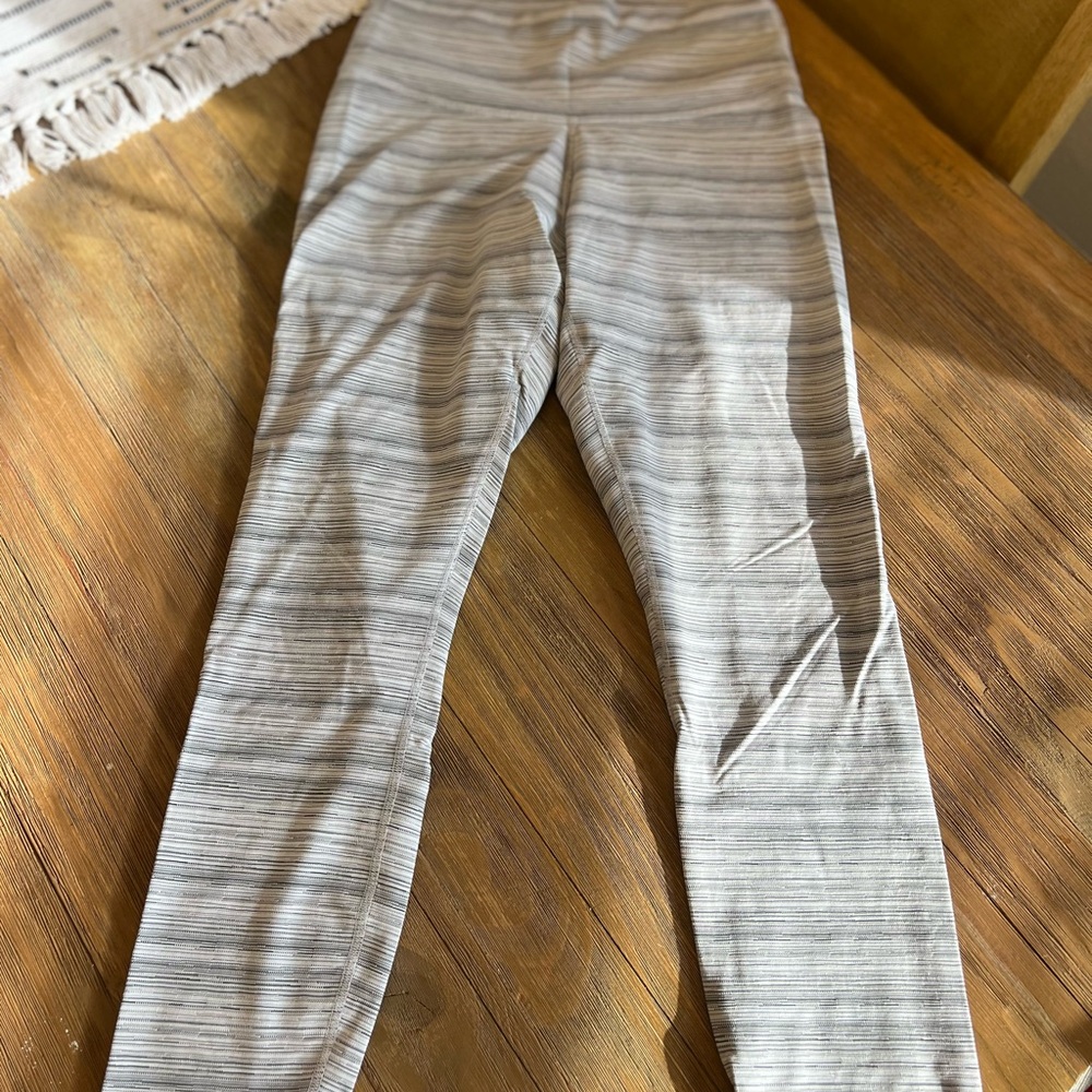 Lululemon Athletica Gray Leggings with Tapered Design